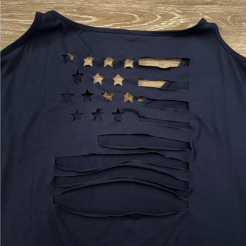 Cold shoulder top - Picture 6 of 6